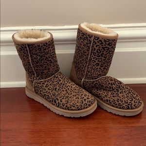 Ugg Australia Leopard Print Boots. BARELY WORN